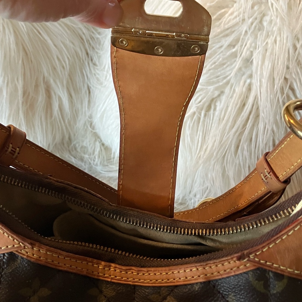 Louis Vuitton Etoile PM Shoulder Bag - Picture 5 of 15